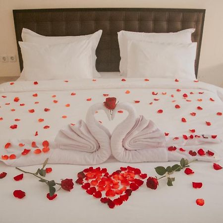 The Laviana Hotel Lovina Kültér fotó