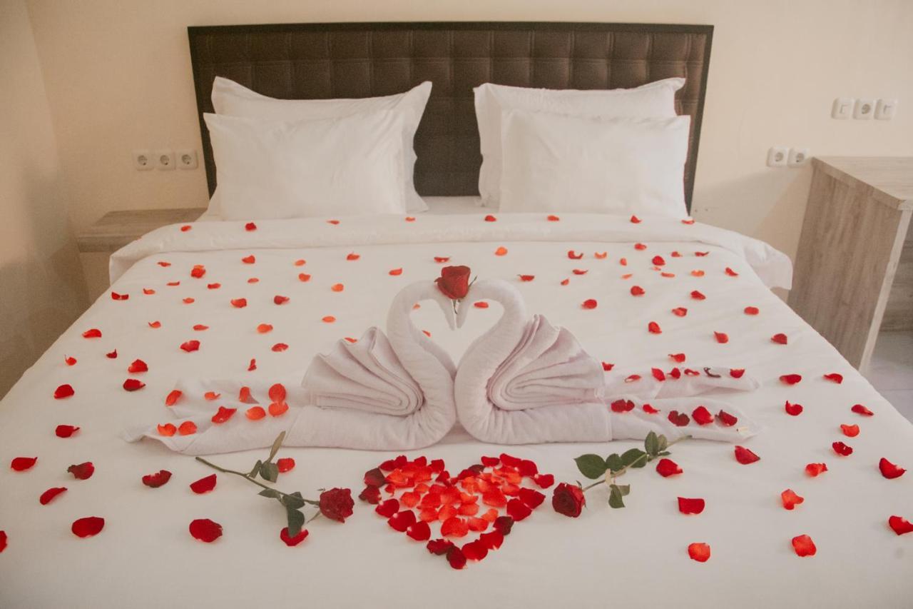 The Laviana Hotel Lovina Kültér fotó